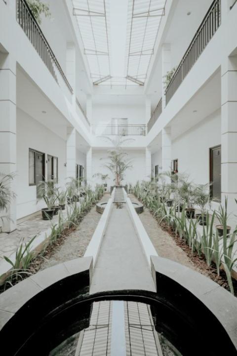 D'Paragon Flamboyan Yogyakarta Exterior foto